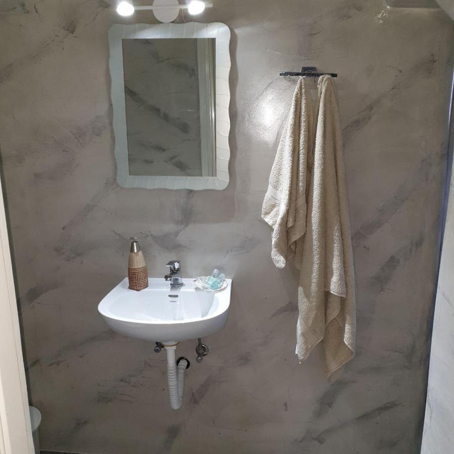 Sagma Central Rooms Perissa  Eksteriør billede